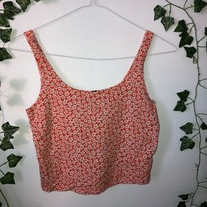 ❌SOLD - Cropped floral tank!
